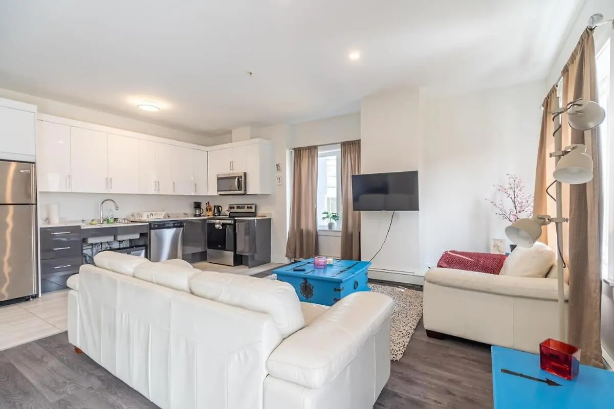 Spacious & Stylish Apt #1 With Ac Apartment Halifax