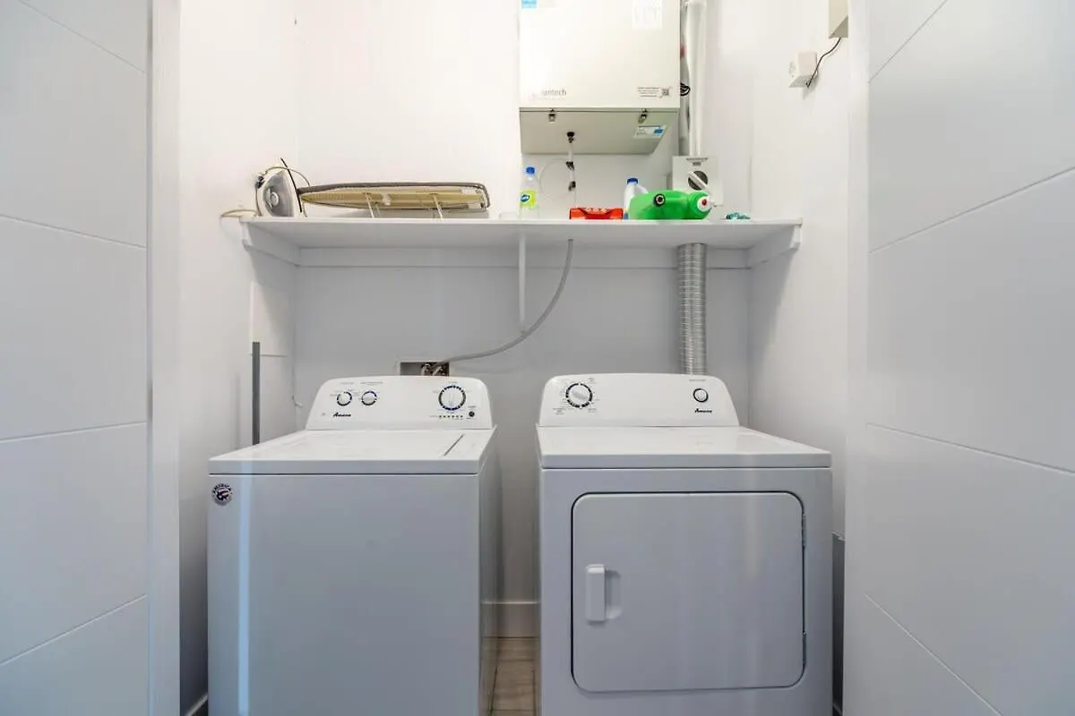 Spacious & Stylish Apt #1 With Ac Apartment Halifax 0*,  Canada